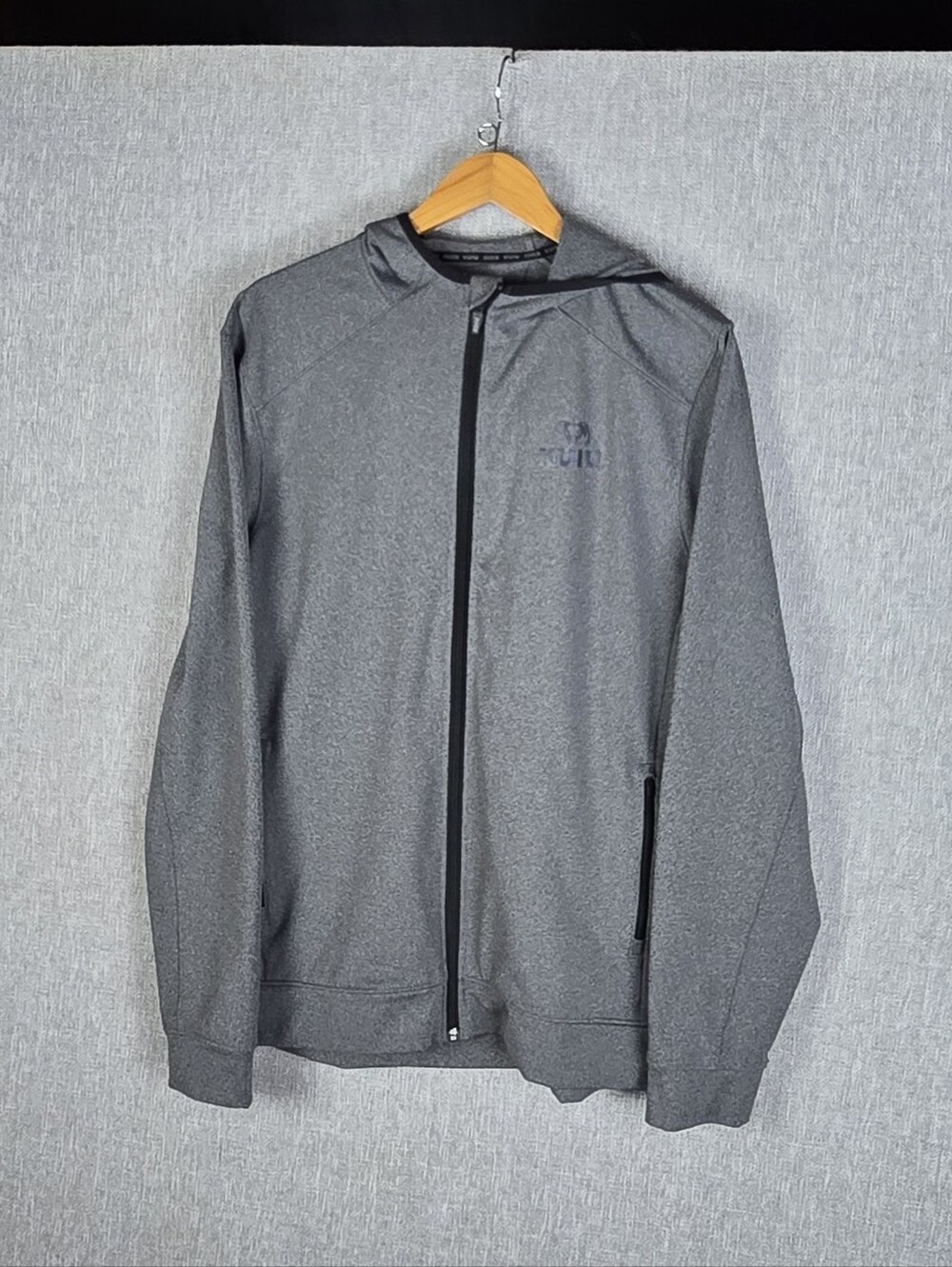 KUIU Pursuit Training Hoodie Gray Hunting Hooded Jacket Mens Sz XL